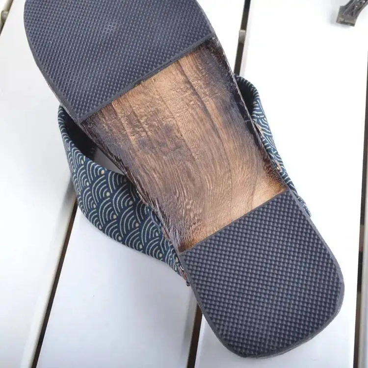 Men's Japanese Style Wooden Geta Sandals Black Lacquered Flip FlopsTraditional Clog Slippers For Cosplay