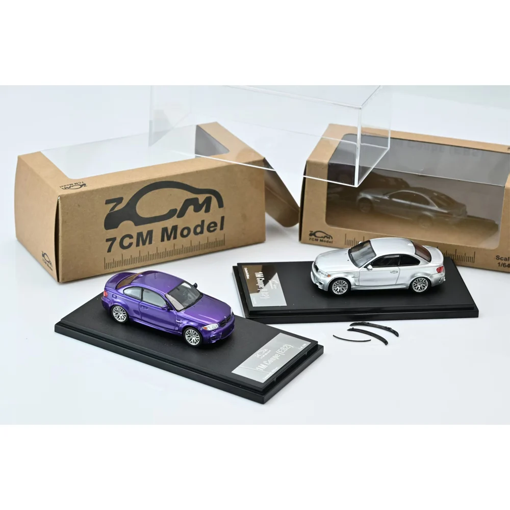 7CM Model 1/64 1M Coupe E82 Model Car Vintage Cars Diecast Vehicle Collection Model With Display Case Gifts for Adults