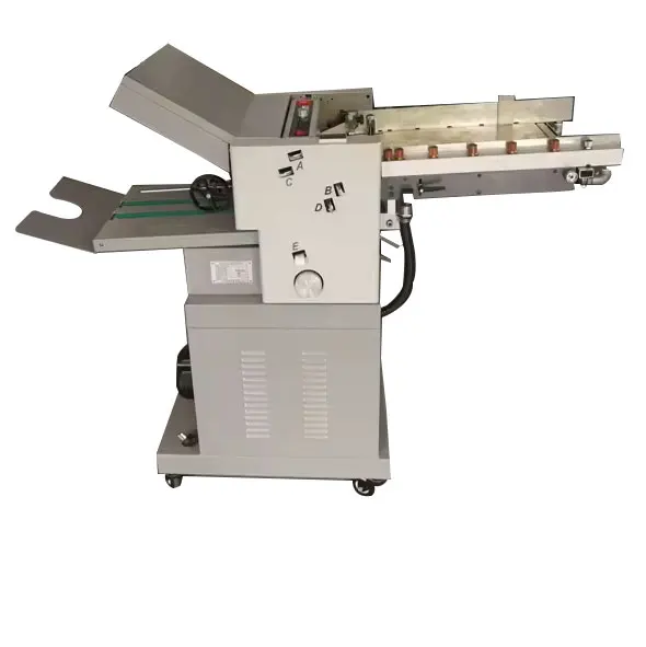 Automatic PLC Controlled High-Accuracy A3/A4 Size Suction Feeder Folding Machine With 130m/min Speed And 14 Folding Types