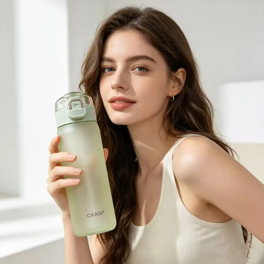 600ml BPA-Free Water Bottle with Straw Leakproof, Bite-Resistant Soft Mouthpiece & Hidden Handle for Daily Commute Coffee Milk