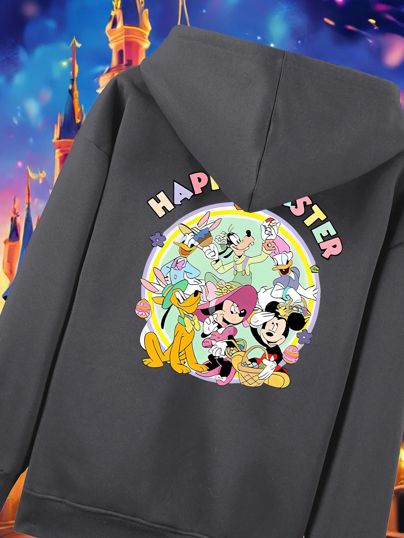 Moletom feminino com capuz Disney Minnie & Friends com zíper e texto "Feliz Páscoa" em fundo escuro