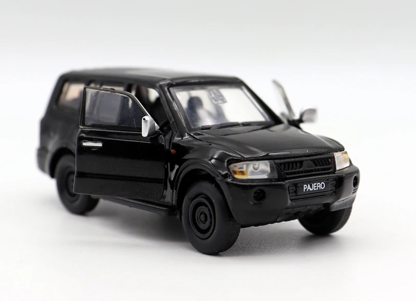 BM Creations 1:64  Pajero 2003 Diecast Alloy Toy Cars Simulation Model For Collection gift