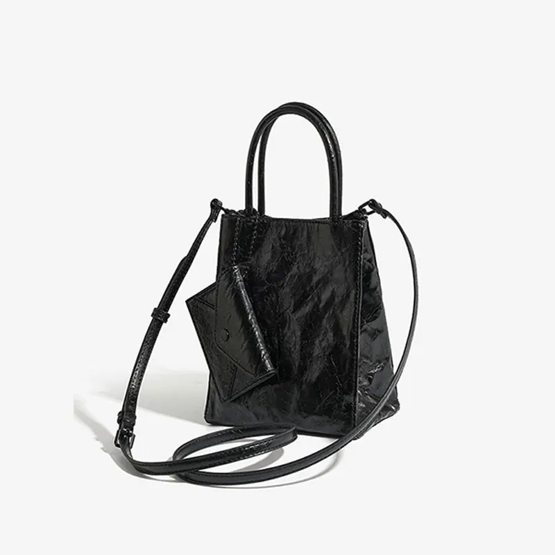 

2024 New High End Luxury Shinny Bucket Handbag Korean Vintage All-match Commuter Crossbody Pack for Women Trend Pleated Bags