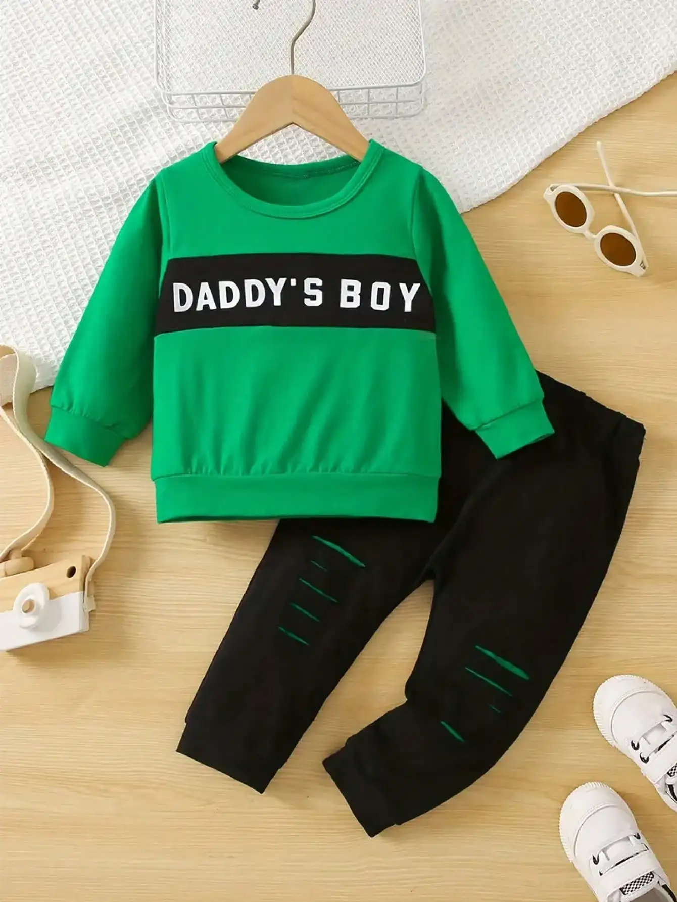 Kids' Autumn Winter Casual round Neck Letter Print Long Sleeve Sweatshirt Top with Elastic Waist Pants Set Children's Clothing