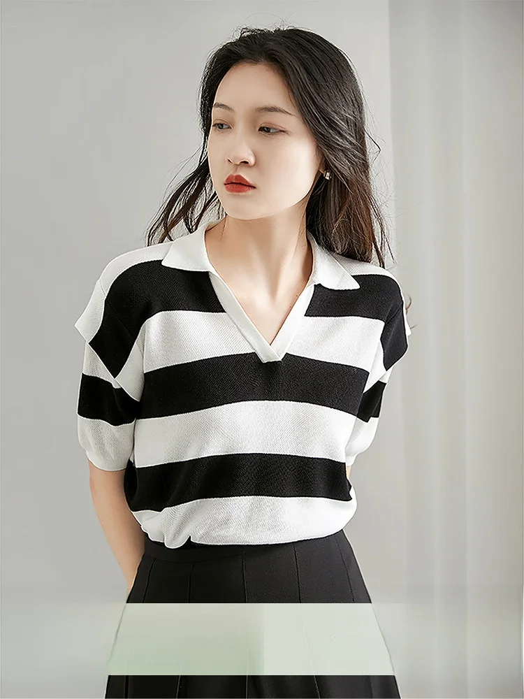 

Fashionable Striped Short Sleeve Knitwear Women's Loose Shoulder Design Spring 2026 Xhange Breathable Soft V-Neck Commute Style