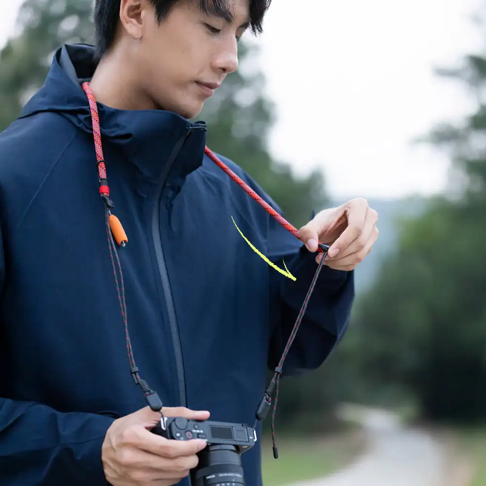 Pasek na nadgarstek do kamery PGYTECH Slim Outdoor-Blaze z szybkozłączką i magnetycznym zapięciem, pasek na szyję/ramię do Nikon Canon Sony — zdjęcie produktu 3
