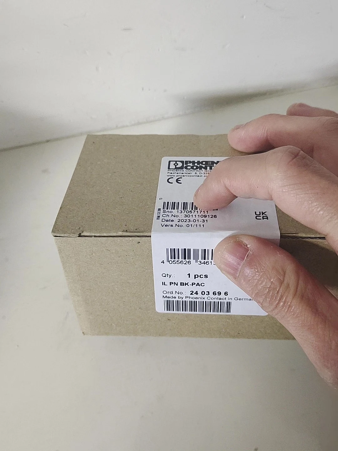 5725450220 Aventics Pneumatic Valve, New Original