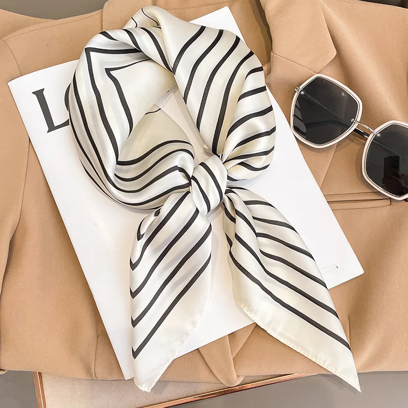 2024 Design Mode quadratischen Seiden schal Frauen Haarband gedruckt kleine Satin Schals Foulard Halstuch weibliche Stirnbänder Bandana – Detail 26