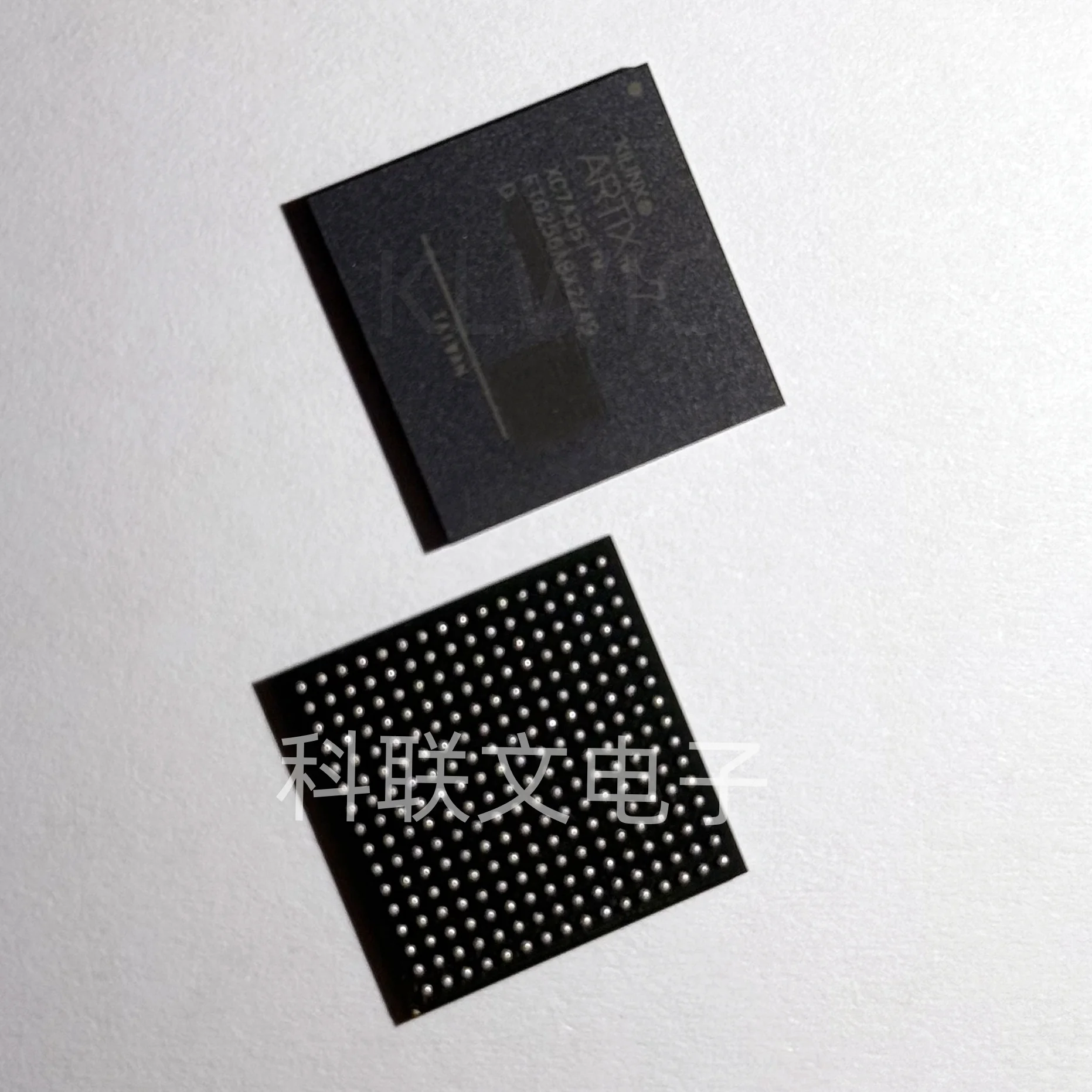 100% جديد وأصلي XC7A35T-2FTG256I XILINX BGA متوفر في المخزون #2