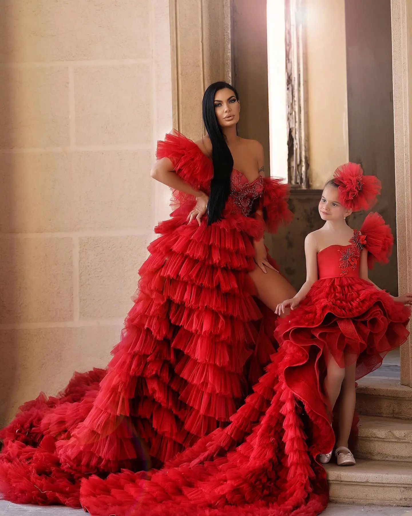 Sexy Red High Split Layered Tulle Prom Gowns Fluffy Tiered Tutu Tulle Bridal Dress With Shiny Beaded A-line Long Women Dresses