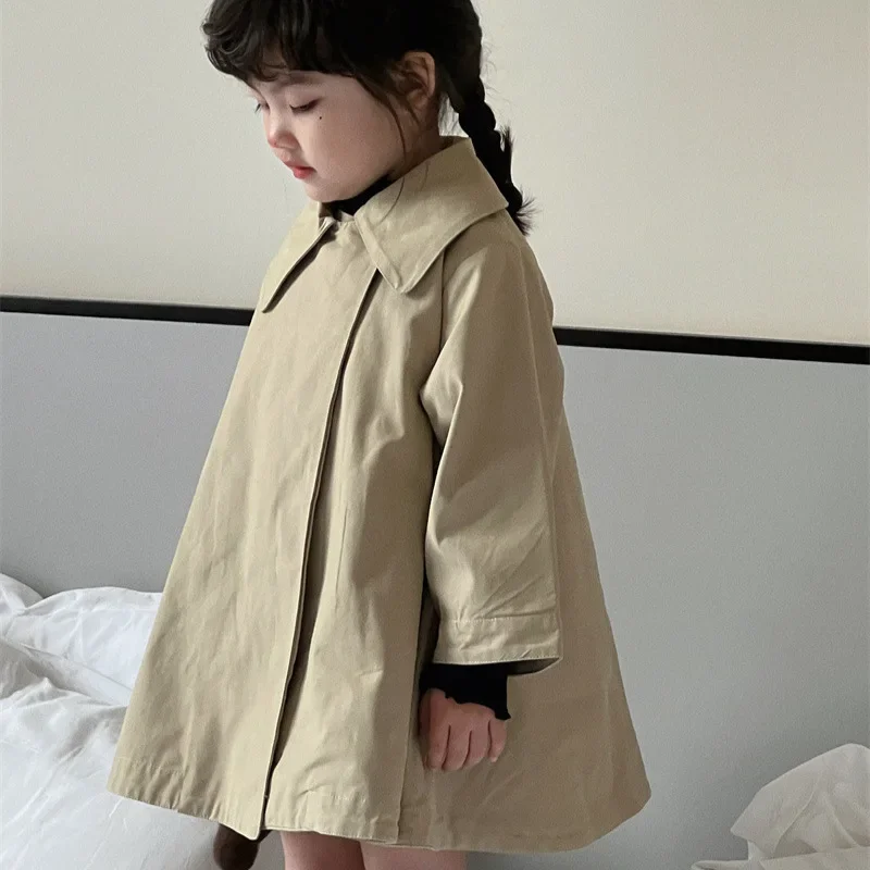 Trench Autumn New Childrens Clothing European Style Girl Loose Coat Solid Color 2024 Simple Turn Down Collar Versatile