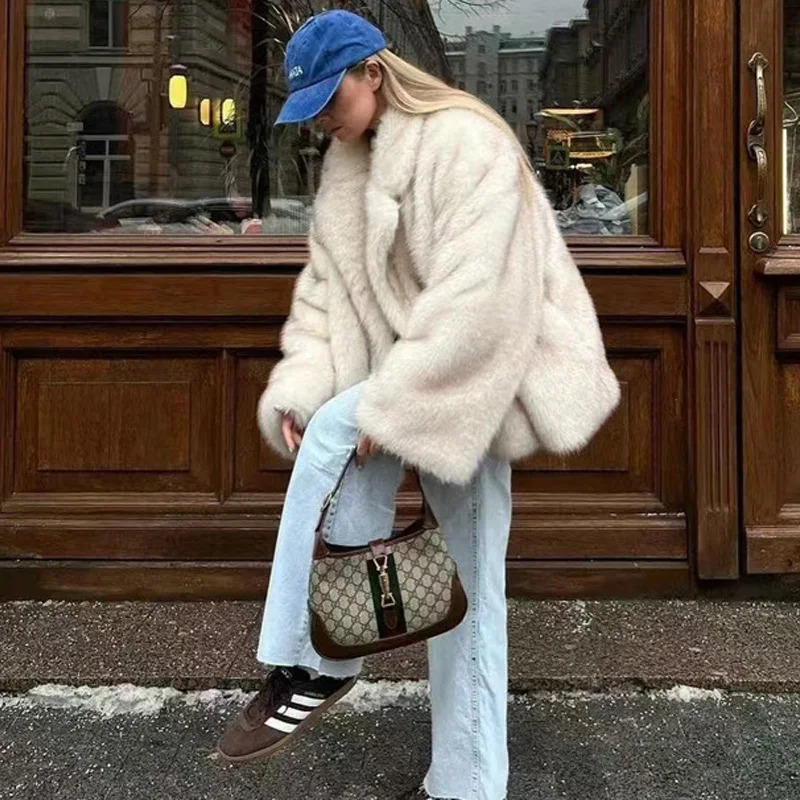 2024 Winter Trendy Ins Hot Mode Meisjes Oversized Gradiënt Bontjas Vrouwen Dikke Warme Bovenkleding Pluizige Faux Vossenbont Jas