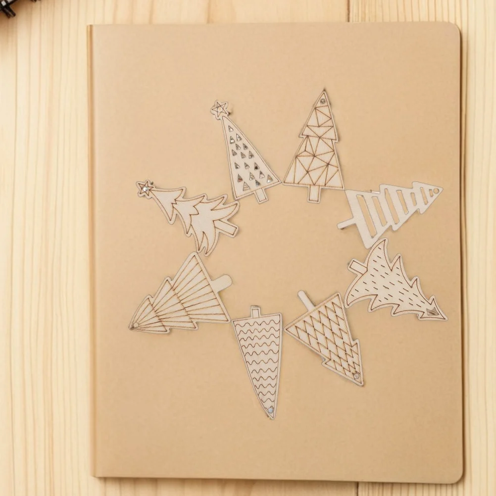 

TEHAUX 50PCS Unfinished Wood Slices Christmas Tree Cutouts Wooden Embellishments Lightweight Holiday Decor Crafts