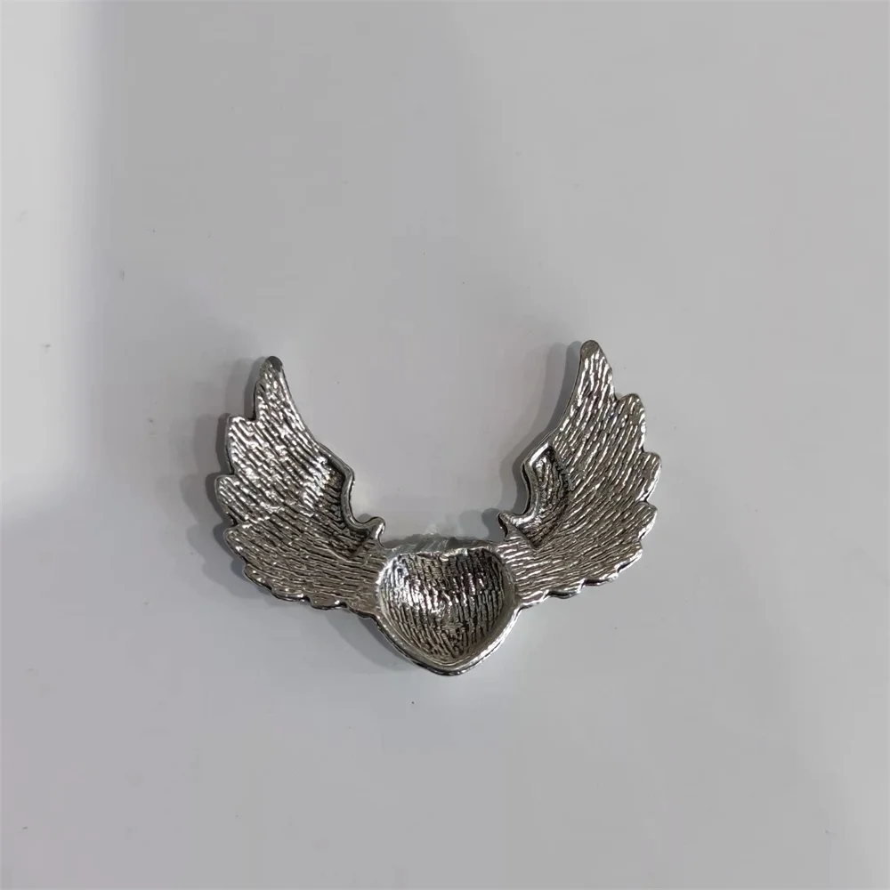 3D Fashion Carving Love Wings DIY Metal Badge For ZP Grind Wheel Lighter Handmade Decor Accessory Smoking Gadget