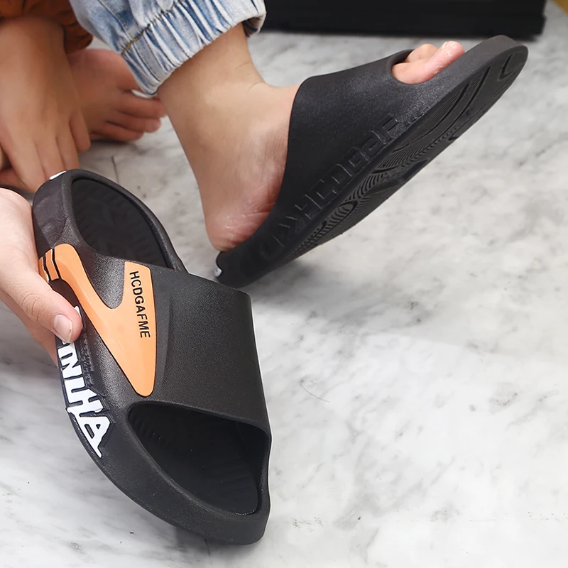 Sommer Herren Indoor Und Outdoor Modische Hausschuhe Rutschfeste Und Verschleißfeste Strandsandalen Weiche Sohlen Hause Rutschen