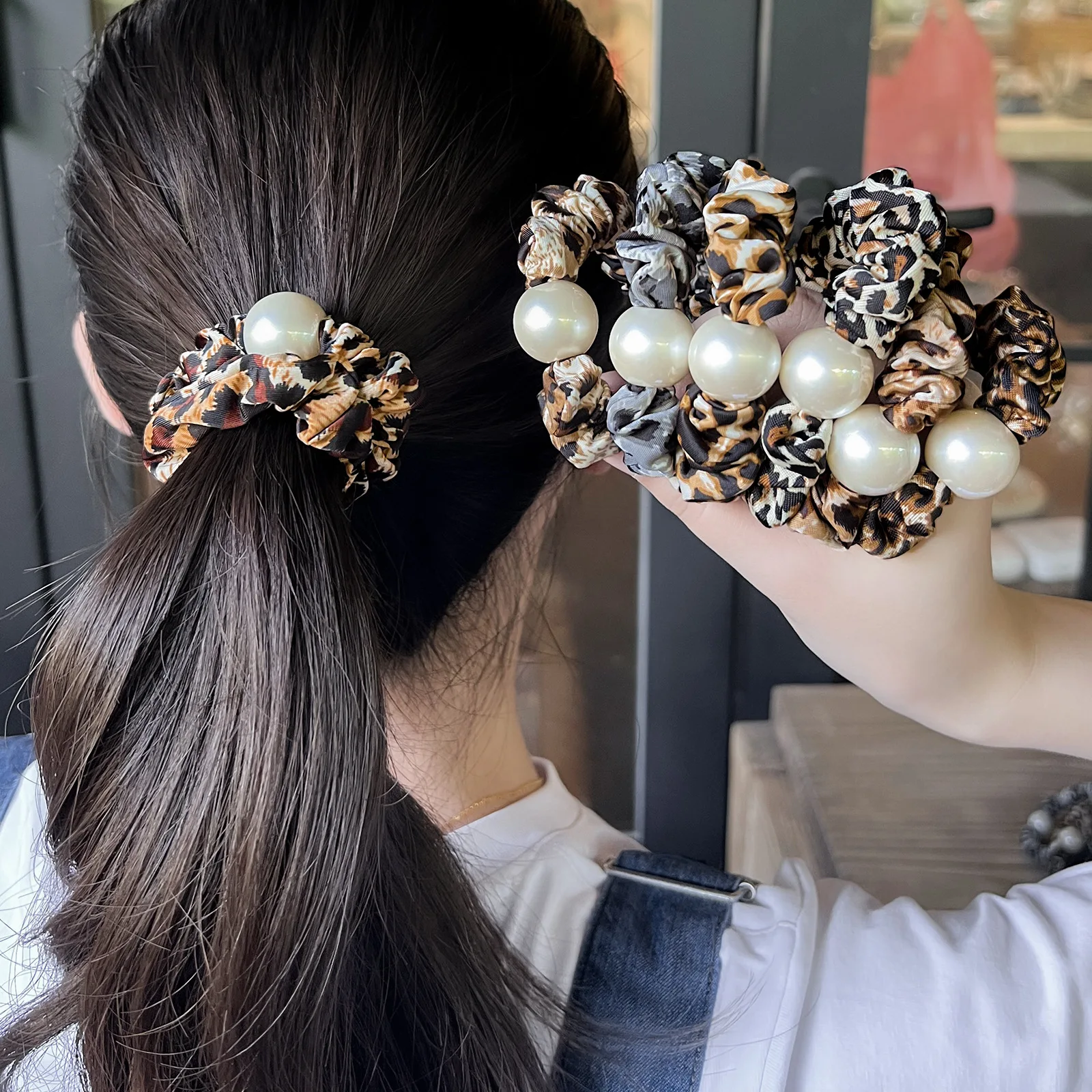 

1PC Korean Style Pearl Hair Ties for Women Leopard Print Elegant Versatile Hair Accessories Elastic Hair Bands High End Hair
