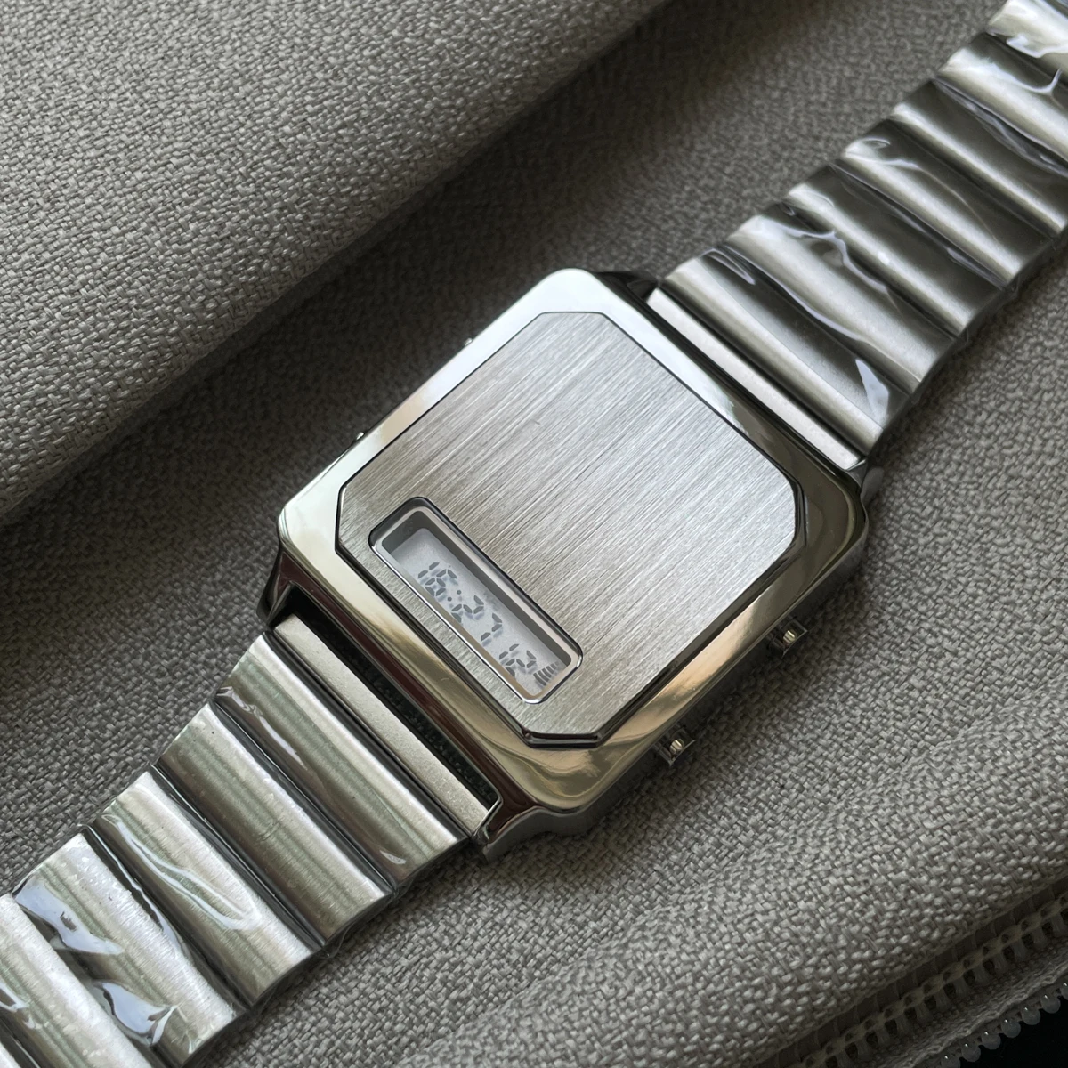 CILOA2025 new square electronic watch for men brand genuine simple high-end high-quality light luxury gift waterproof