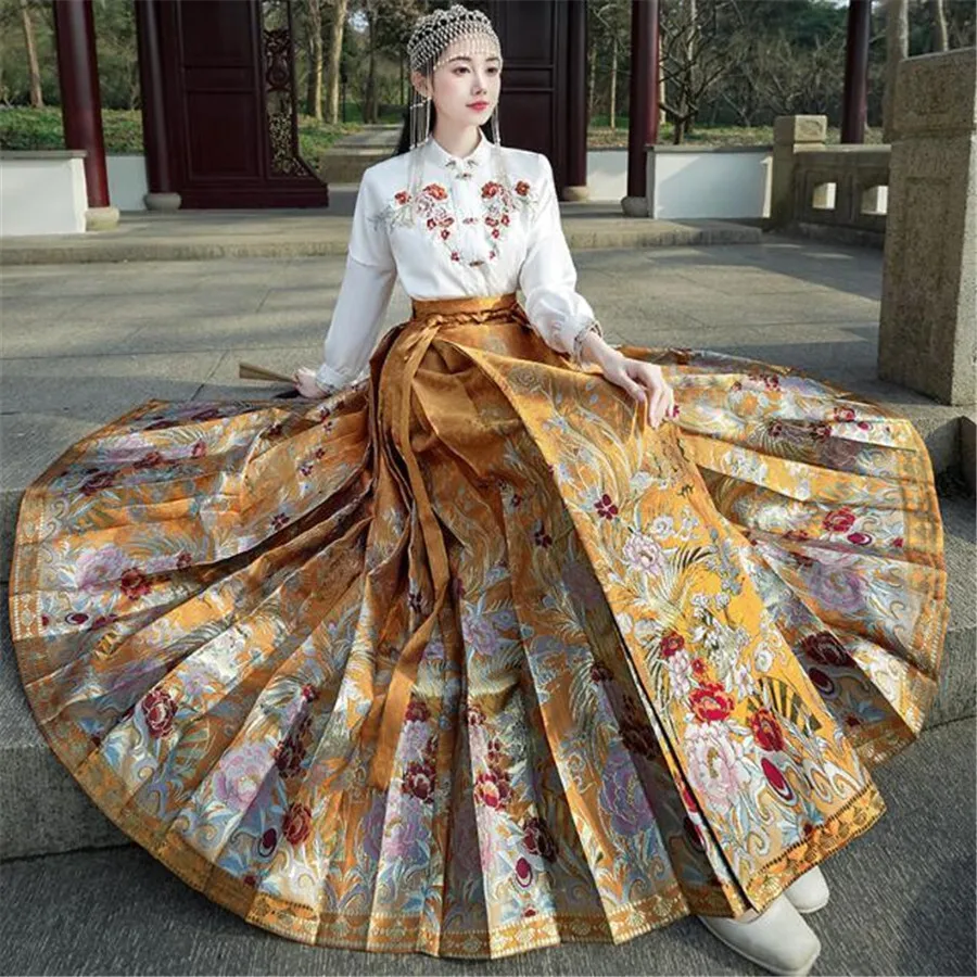 

2026 chinese ming princess daily gorgeous hanfu set dainty embroidery hanfu top classical fairy pearl printed horse face skirt