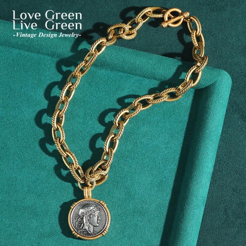 

Vintage Queen Portrait Antique Coins Pendant Necklace Woman Gold Color Chain Retro Designer Gift Daily Formal 2025 Trend Jewelry