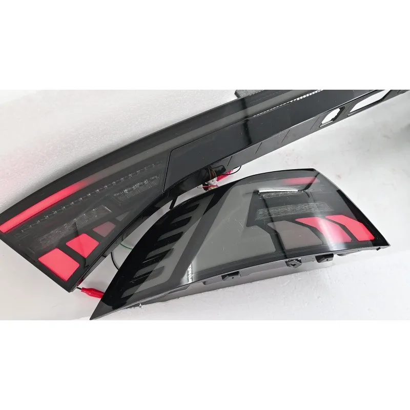 أضواء خلفية LED لهوندا أكورد 2023 2024 2025 - زوج مصابيح صندوق السيارة الخلفي