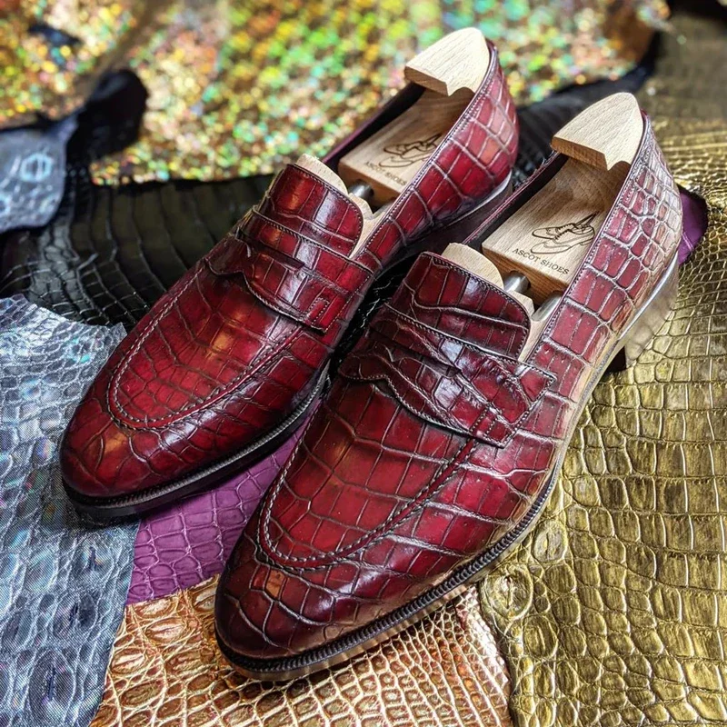 

New Red Men Loafers Breathable Slip-On Crocodile Pattern Casual Shoes Handmade Men Shoes Chaussures Pour Hommes