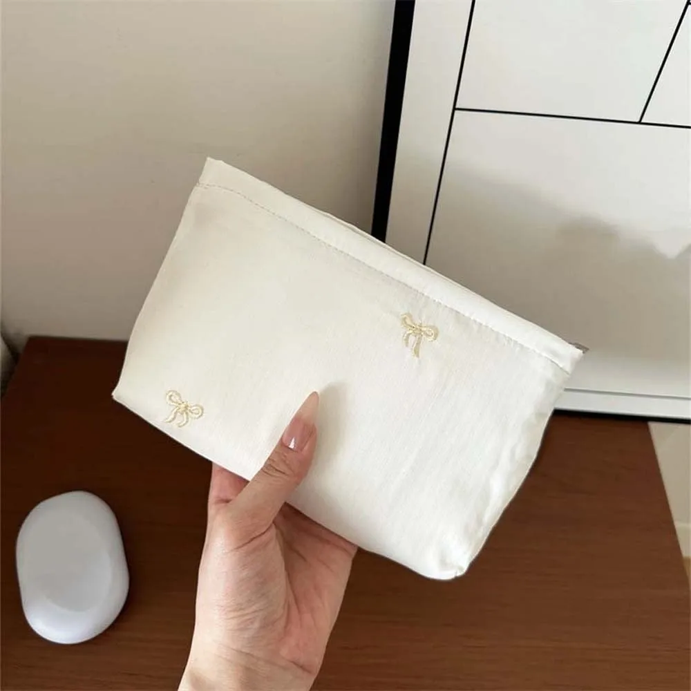 Classic Stripes Makeup Pouch Embroidered Pattern Smooth Zipper Cosmetic Organizer Lightweight Compact Size Toiletry Bag