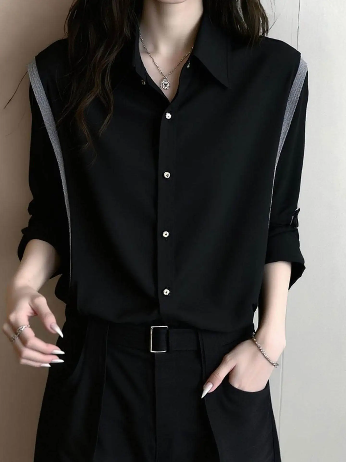 

Black Color Block Long Sleeve Shirt Women's Collarless Spring 2026 Outlet South Oil High End Feel Polyester Fiber Breathable