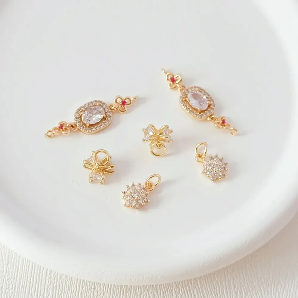 

14K Gold-plated and Zirconium-inlaid Three Zirconia Drop Sunflower Pendant, DIY Handcrafted Bracelet, Pendant, Small Accessory