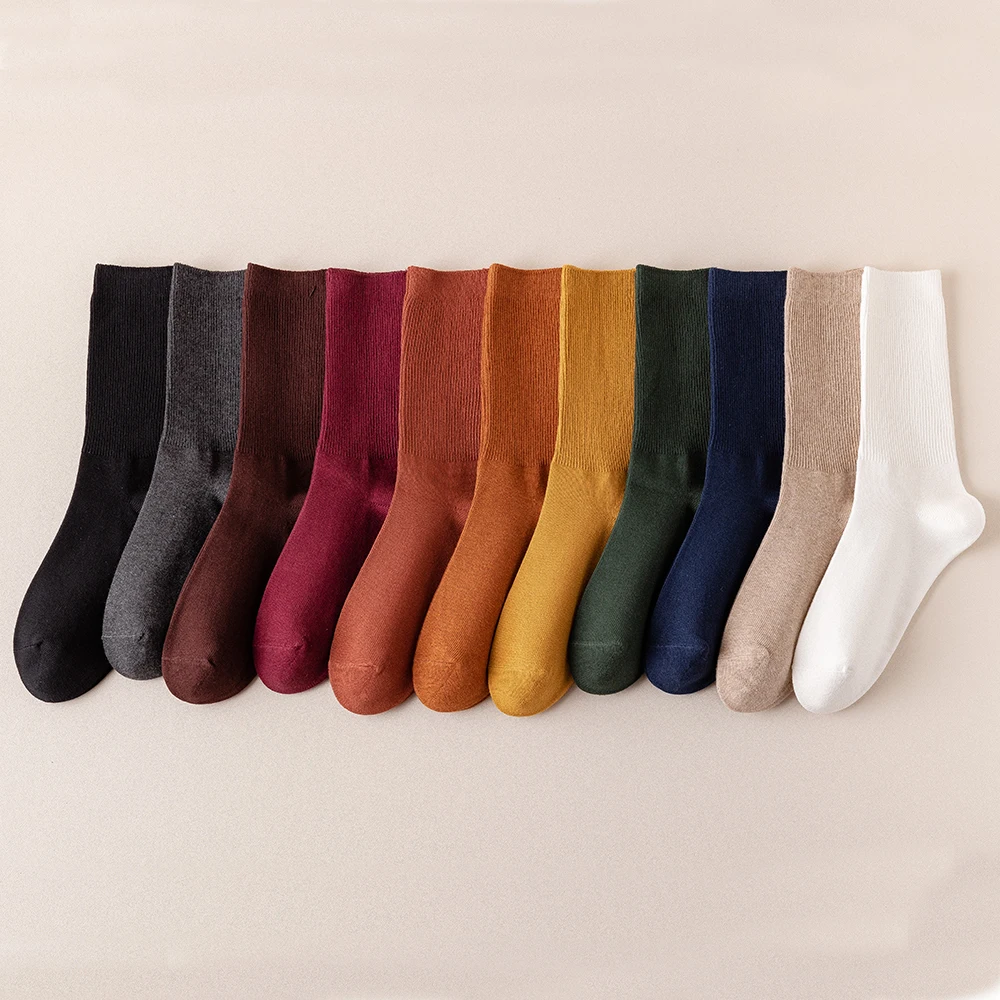 Four Seasons Women's Medium and Long Tube Fashion Casual Sports Solid Color Comfortable Long-staple Cotton Card Simple Socks5053