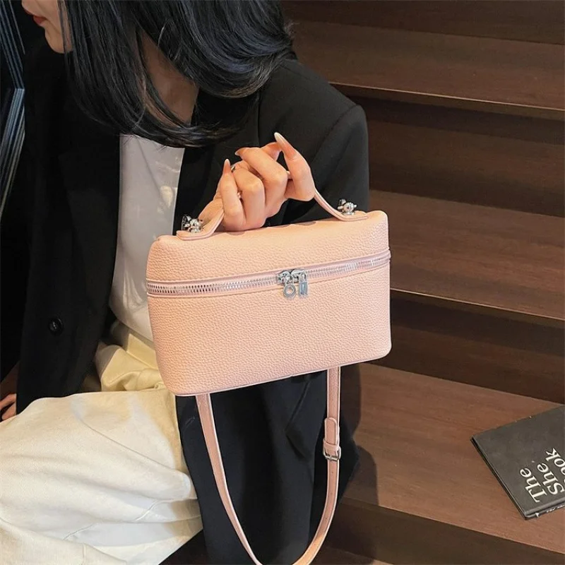 حقيبة نسائية بوهيمية بحمالة كتف كروس بودي مطبوعة بالزهور وواسعة ومتينة وعصرية يوميًا