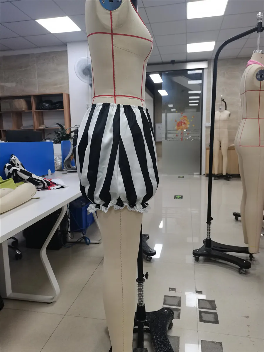 Damskie Szorty w Paski z Falbankami, Niska Elastyczna Talia, Koronkowe Wykończenie, Mini Bloomersy, Codzienne Letnie Szorty do Spania, Szorty do Noszenia na Ulicę