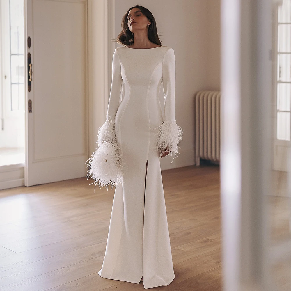 

Scoop Neck Mermaid Wedding Dress Long Sleeves with Feathers Sexy Side Slit Floor Length Open Back Bridal Sheath Marriage Gowns