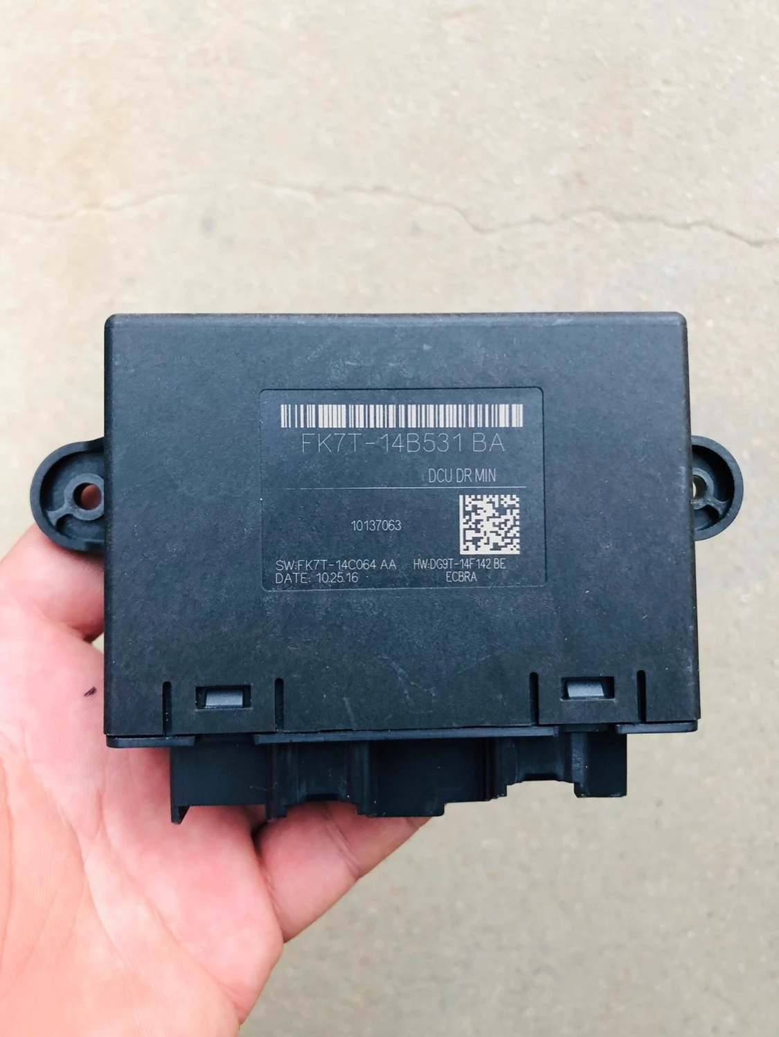 

For Ford Edge Left Front Door Window Regulator Assembly