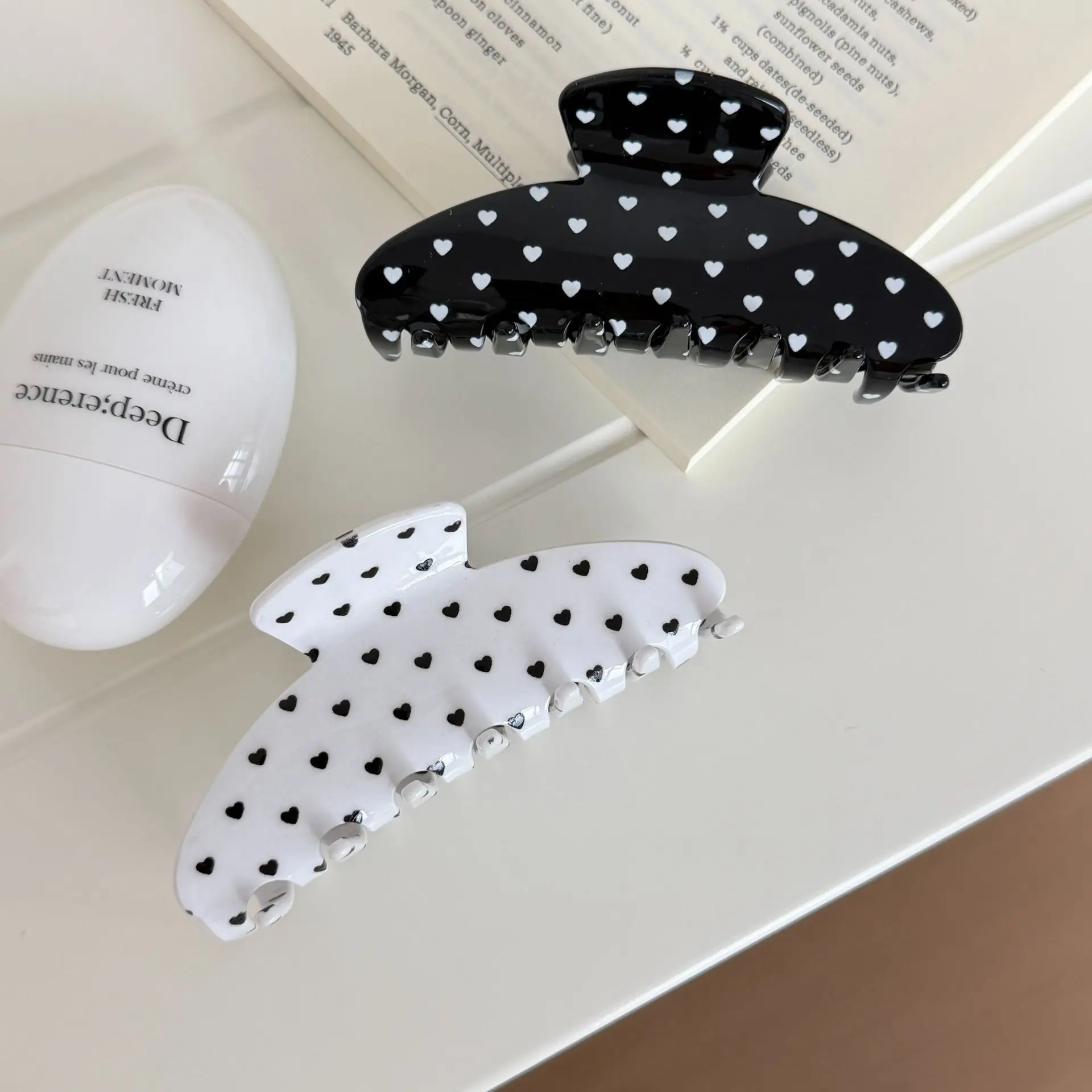 

Hair Claw Versatile Black White Polka Dot Heart Design Non Slip Resin Clip for Back of Head Updo Women Daily Office