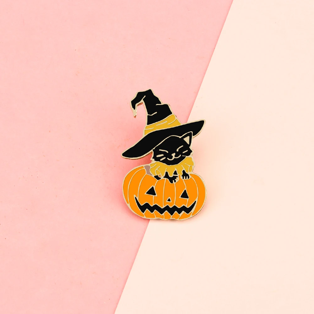 New Black Witch Cat Enamel Pins Halloween Day Pumpkin Brooch Women Men Coat Bag Hat Badge Decoration Pin Jewelry Gift for Friend