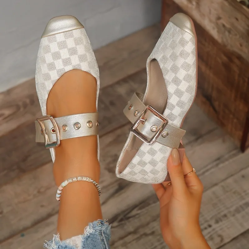 أحذية ماري جين العصرية الجديدة لعام 2025 للنساء بدون كعب بإبزيم للسيدات الشابات أحذية مسطحة غير رسمية ومريحة للربيع مقاس كبير