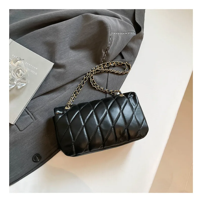 Damen Gesteppte Leder-Umhängetasche Luxus C-Logo Goldkette Crossbody-Tasche Designer Kleine Klapptasche Vintage Schwarze Abendclutch – Detail 19