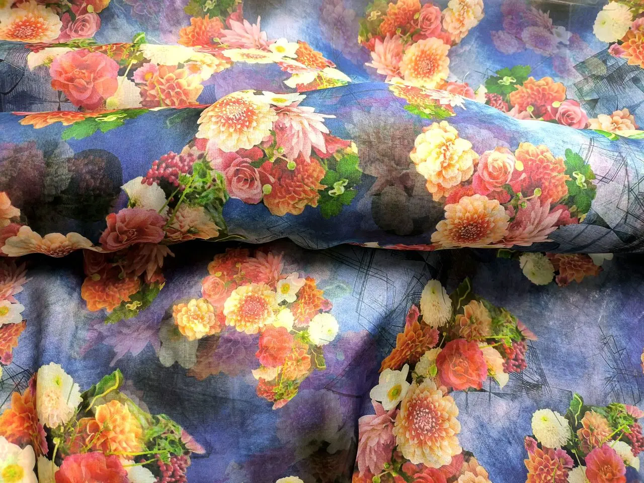 สีฟ้าพิมพ์ดอกไม้ชีฟองผ้าไหมหม่อนจริงผ้า Tulle นุ่มแฟชั่นสุภาพสตรีเสื้อผ้าพันคอเย็บขายส่งขายปลีกขายส่ง