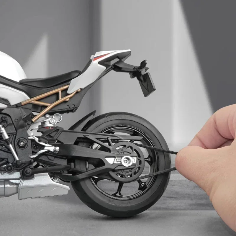 Duży rozmiar Diecast Alloy 1:9 Skala BMW S1000RR Model motocykla Dźwięk Światło Kolekcjonerskie metalowe zabawki motocyklowe Dzieci Chłopcy Zabawka Prezent