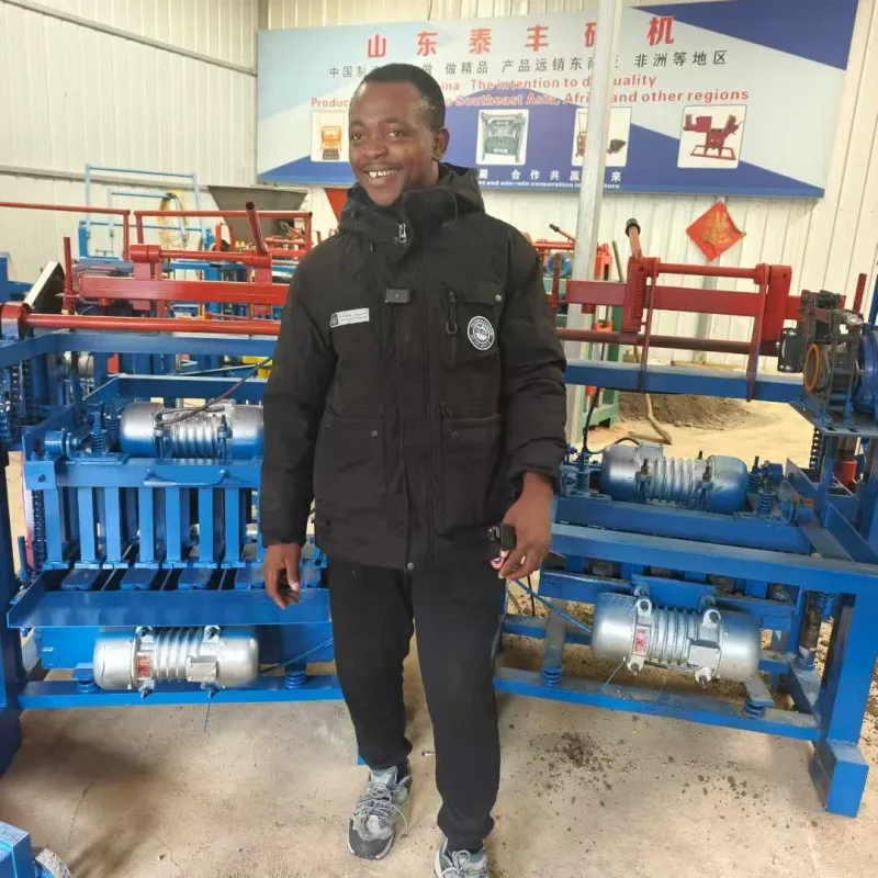 

(Sea shipping customization) Semi-automatic non-burning cement brick making machine. Export model 4-26 fully automatic hydraulic