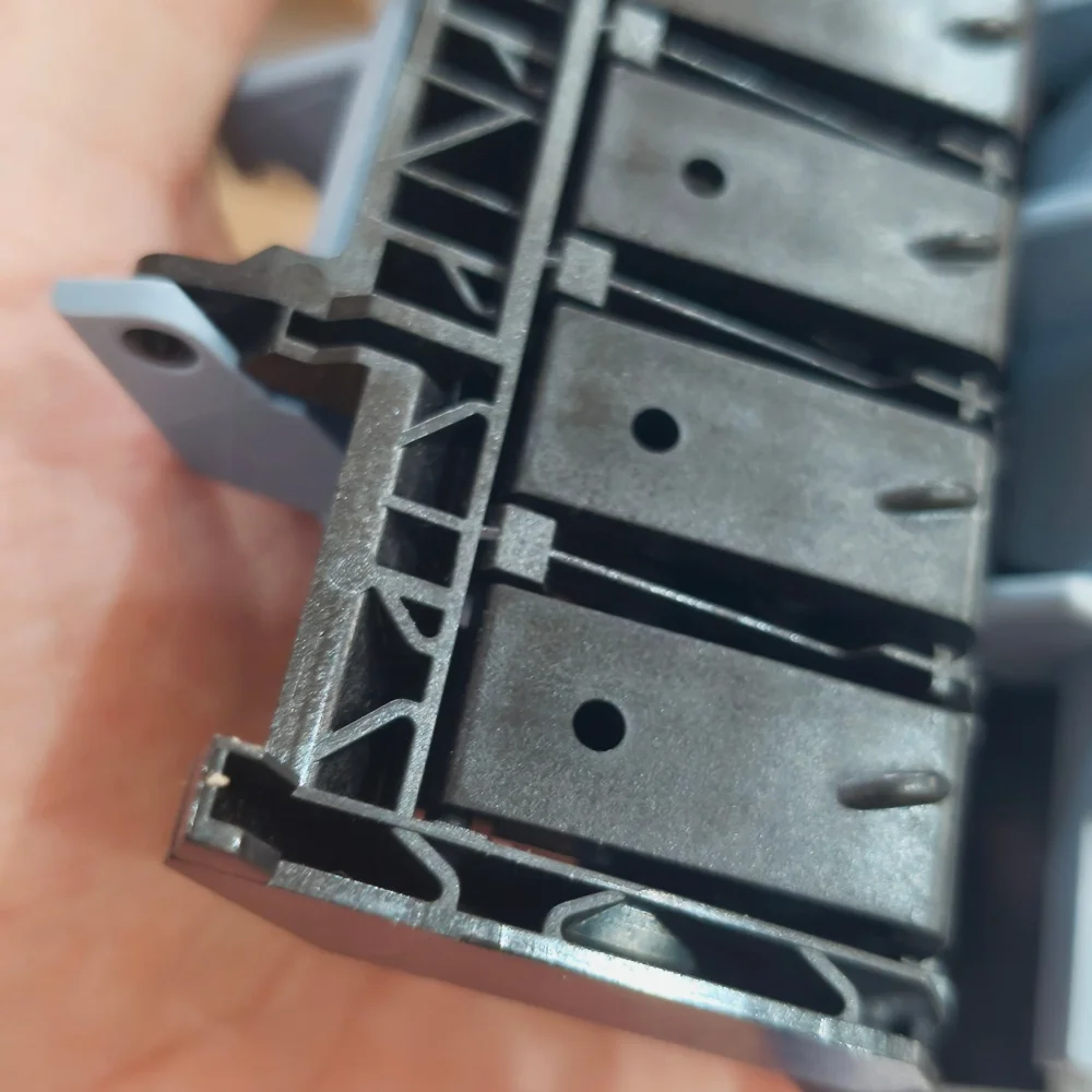 

Крышка каретки в сборе для плоттера HP DesignJet 10 20 30 70 90 100 110 120 130; верхняя крышка печатающей головки