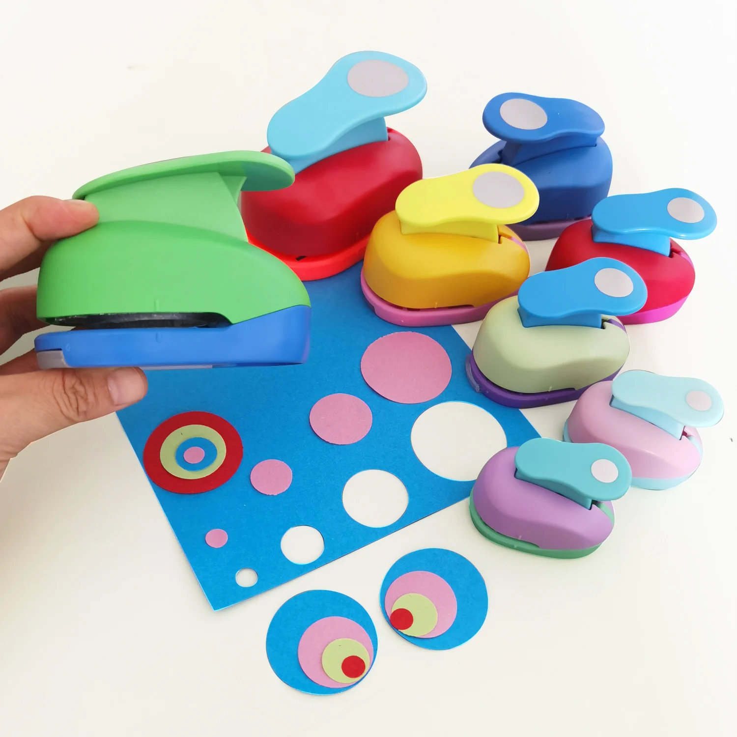 8/16/25/38mm Random Color Circle Punch DIY Embossing Punches Scrapbooking Machine Paper Cutting Hole Punch Rounder Cutter