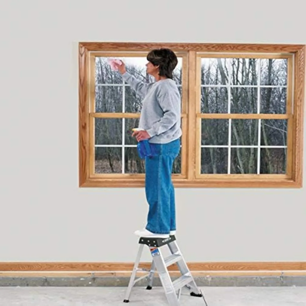 Taburete plegable de aluminio de dos escalones, resistente y portátil, ideal para uso doméstico y en taller, seguridad y comodidad en alcanzar la altura