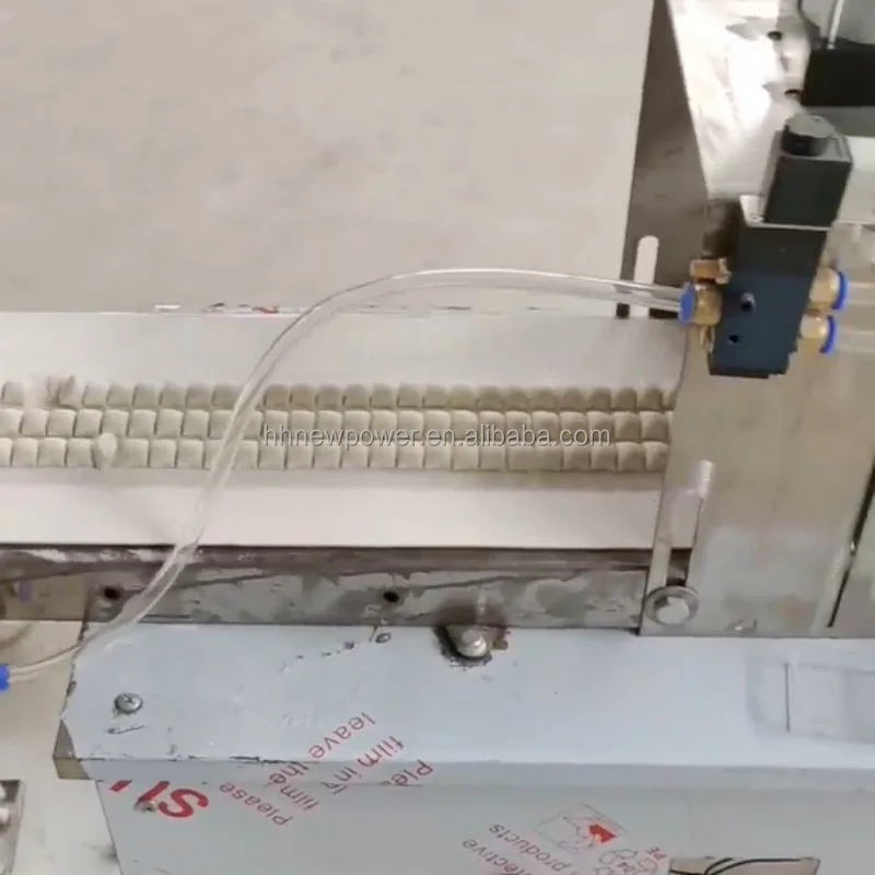 الاستخدام التجاري لينة Pretzels لدغات الطارد نفخة العجين تويست المعجنات بريتزل ماكينة كريسبي لفات الخبز القاطع صانع السعر