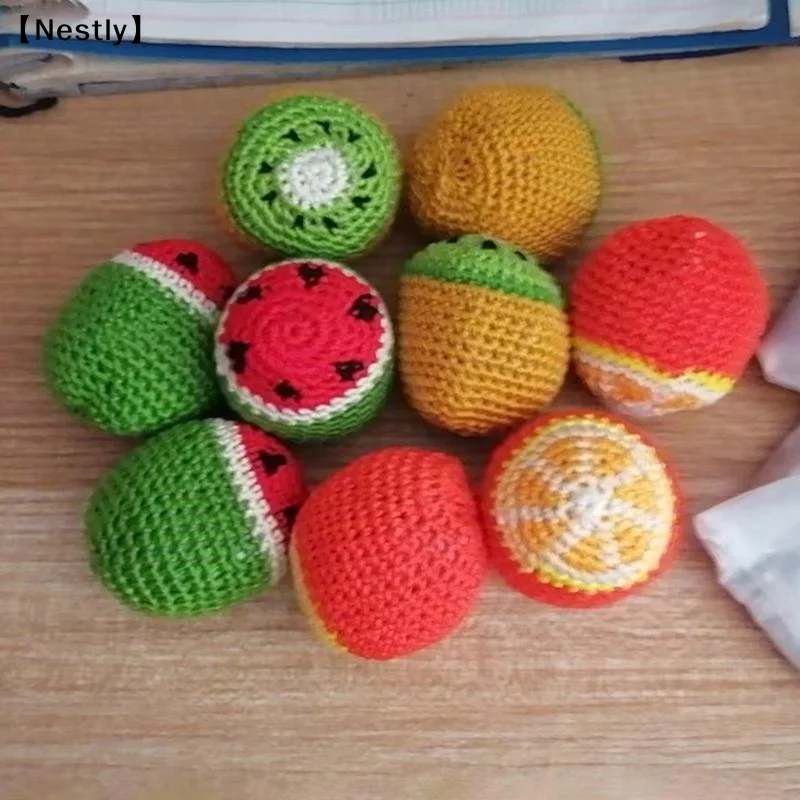 Handmade Sacks Footbag Toys Balls Juggling Ball Kid Outdoor Toys Soft Ball Funny Sandbag Throwing Game Toys〔Nest〕