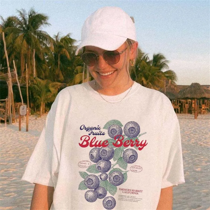 

Женская футболка с принтом черники и фруктов, повседневная уличная женская футболка с круглым вырезом и короткими рукавами, белый топ, дорожная пляжная футболка