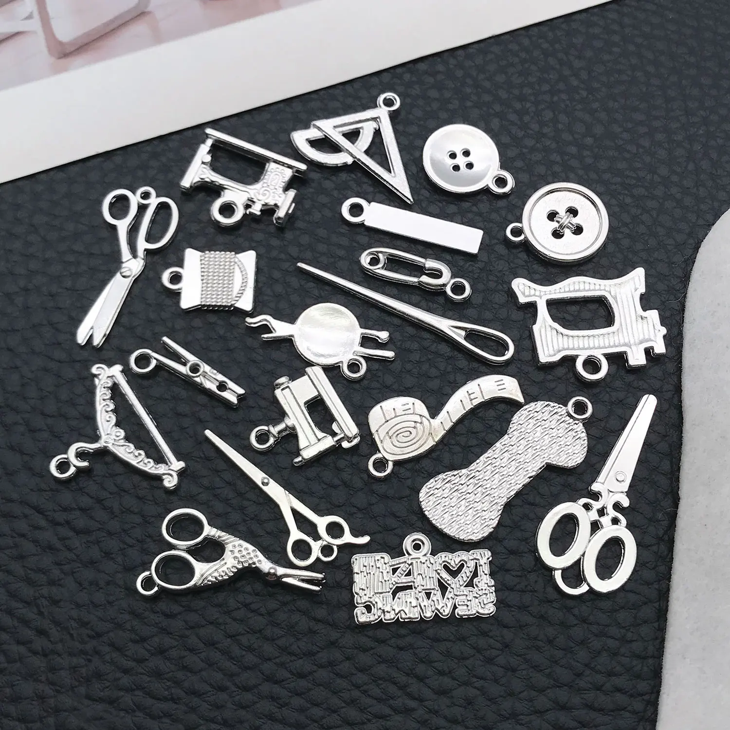 Mix 20 pieces/Bright Silver Sewing Machine Series Jewelry Making DIY Craft Halloween Thanksgiving Fashion Accessories