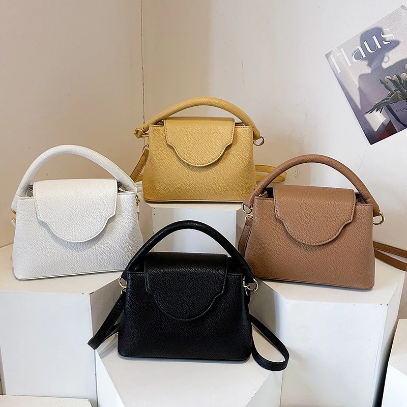 

2025 Summer Women's Shoulder Bag Pebbled Leather Tote Bag with Letter Print Casual Crossbody Purse Lightweight Durable​