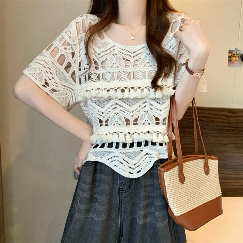 Boring Honey New Summer Design Irregular Short-Sleeved T-Shirt  Crochet Openwork Lace Blouse Women Wear Blouses With Tassels Top