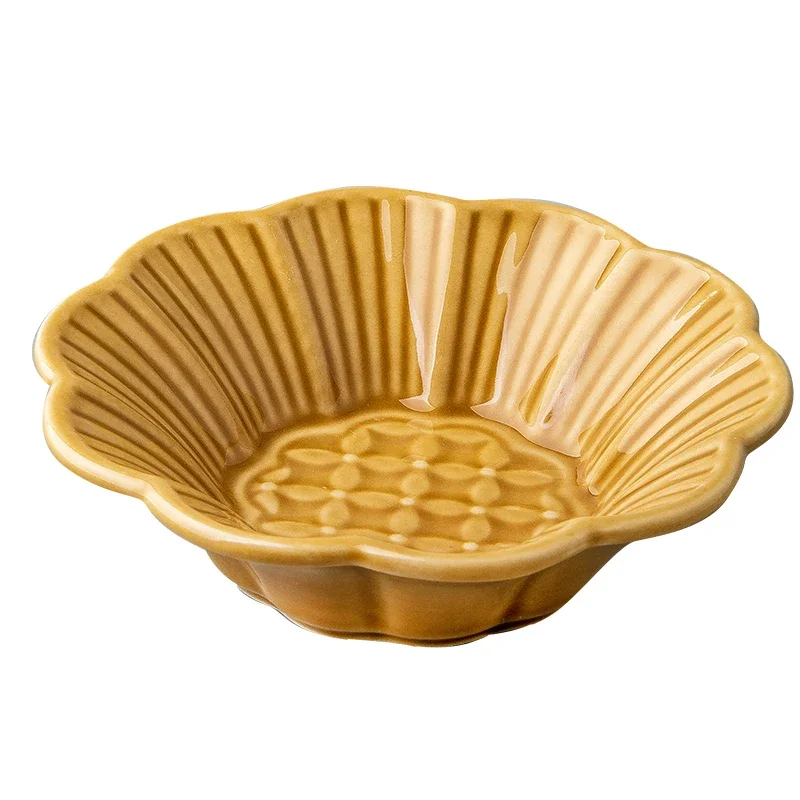 Petal-shaped ceramic flavor dish 4-inch relief small dish creative vinegar  dipping  bone dish soy sauce